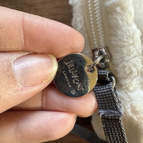 Jellycat Amuseable Moon Bag - Rare Plush Crossbody Purse - White Meringue - Picture 5 of 7